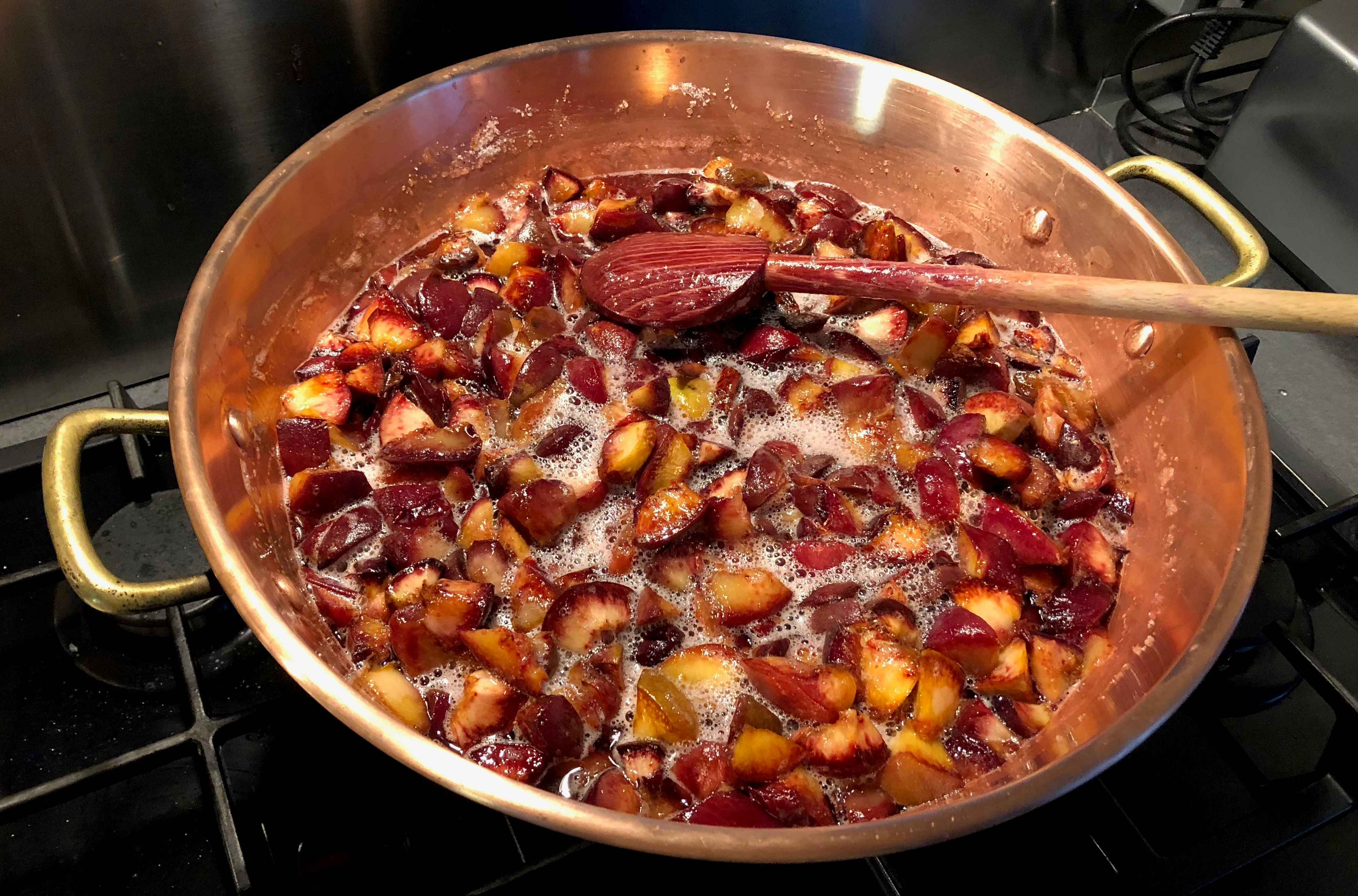 Sarahs Kupferkessel beim Einkochen